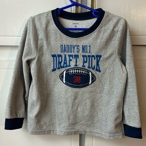 CARTER’S “DADDY’S No 1 DRAFT PICK” velour shirt/PJ top. Size 4T. Gray w/blue EUC